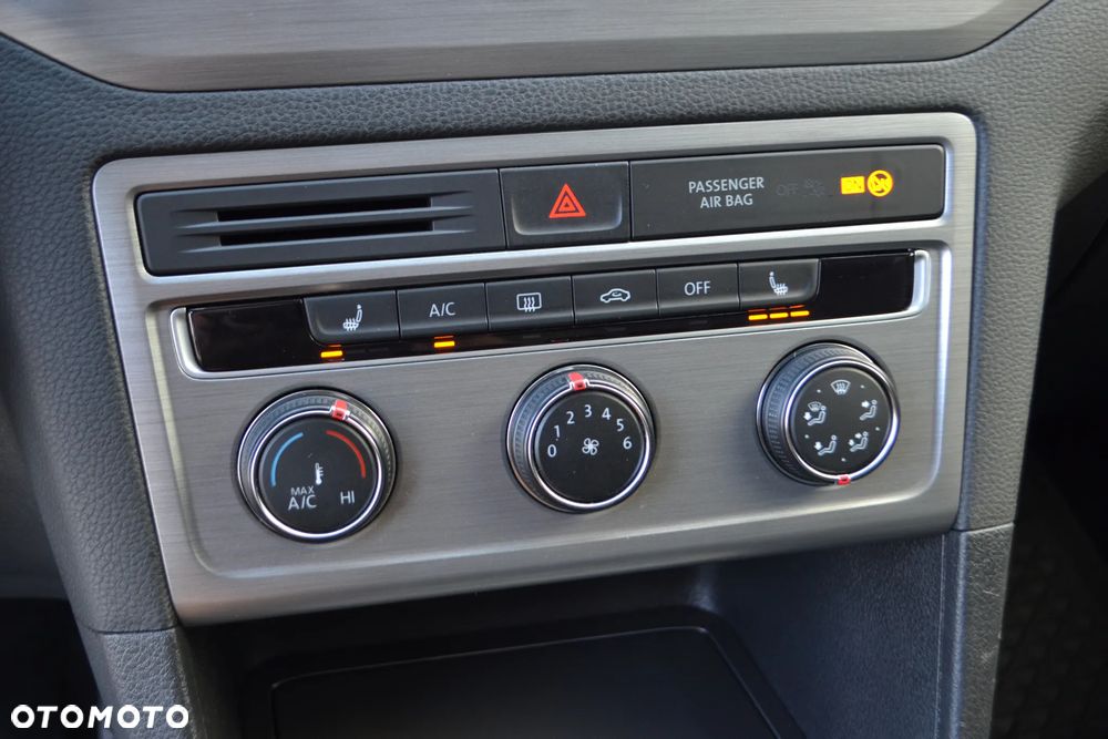 Volkswagen Golf Sportsvan - 30