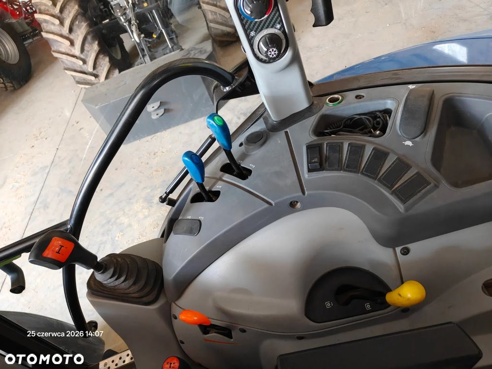 New Holland CIągnik T4.55 - 7