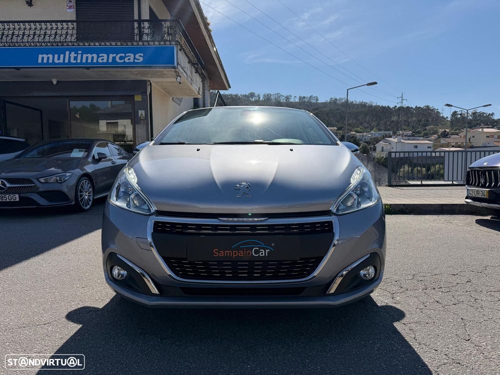 Peugeot 208 1.2 PureTech Signature - 3
