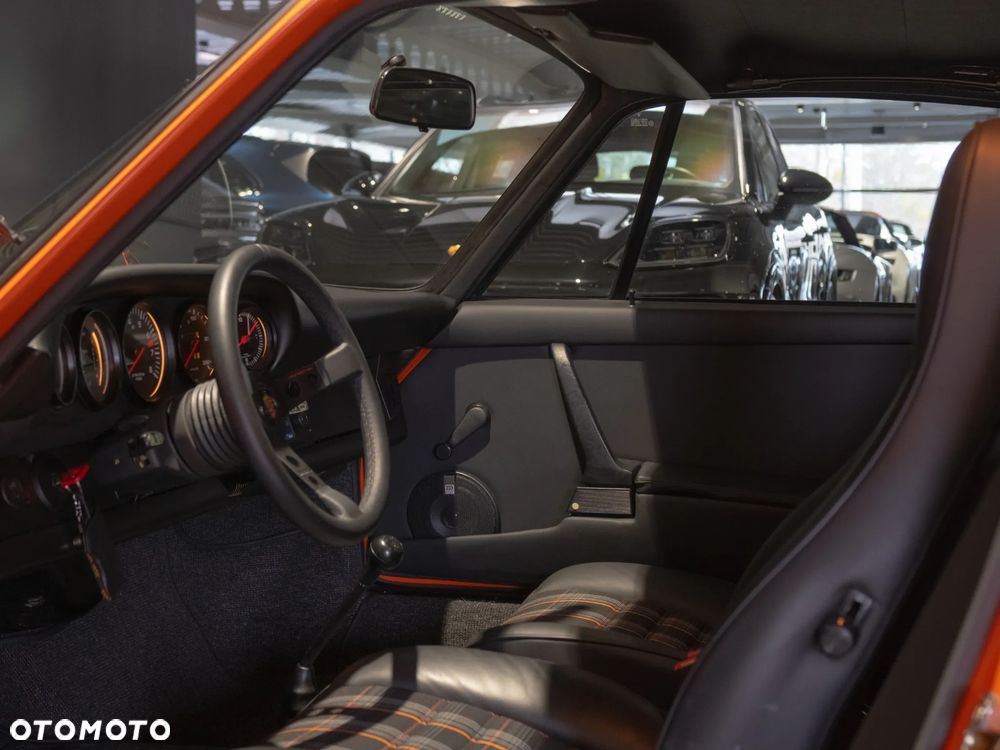 Porsche 911 - 20