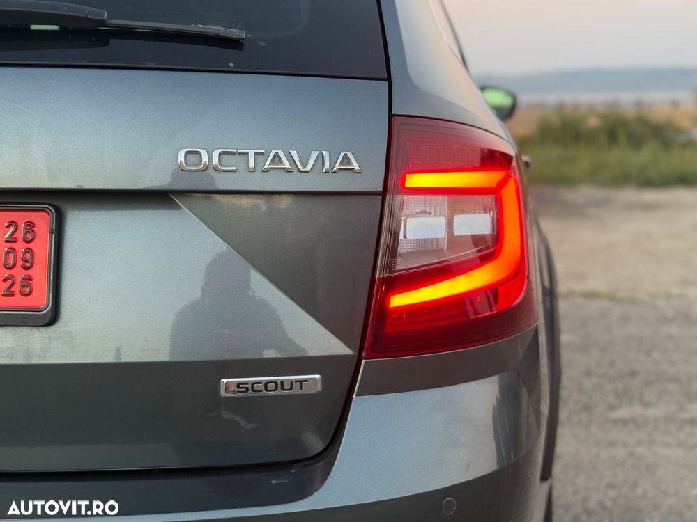 Skoda Octavia 2.0 TDI (Green tec) 4x4 DSG Scout - 11