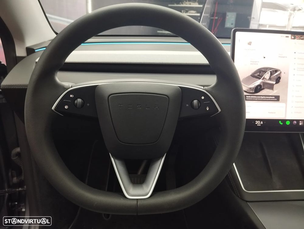 Tesla Model Y - 30