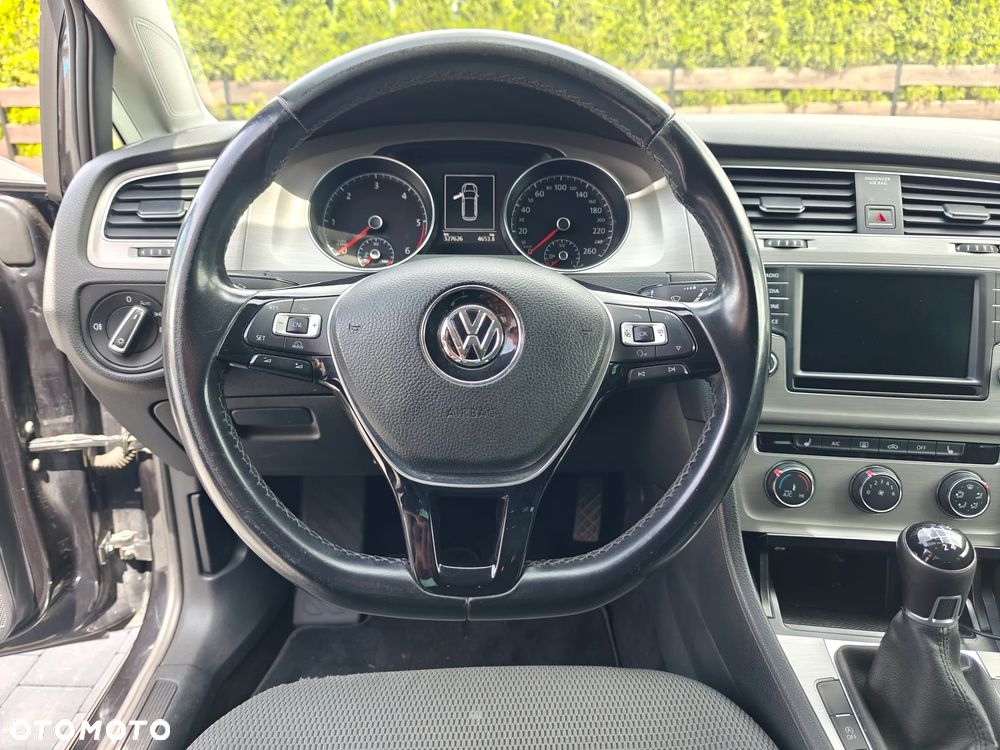 Volkswagen Golf 1.6 TDI BlueMotion Trendline - 22