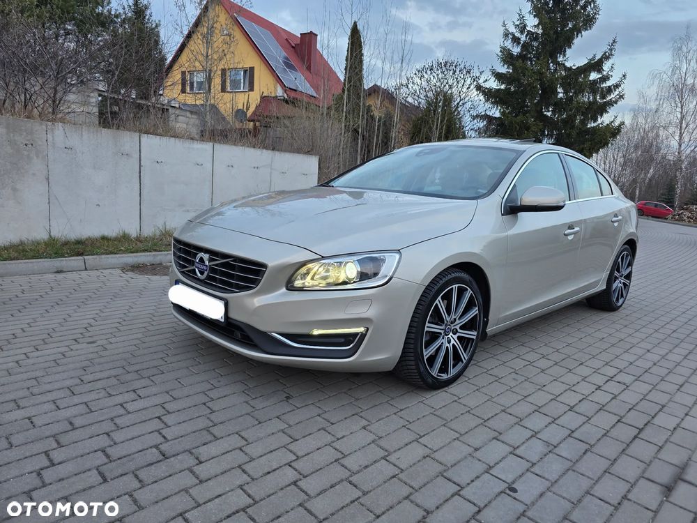 Volvo S60 D4 Geartronic Summum - 2