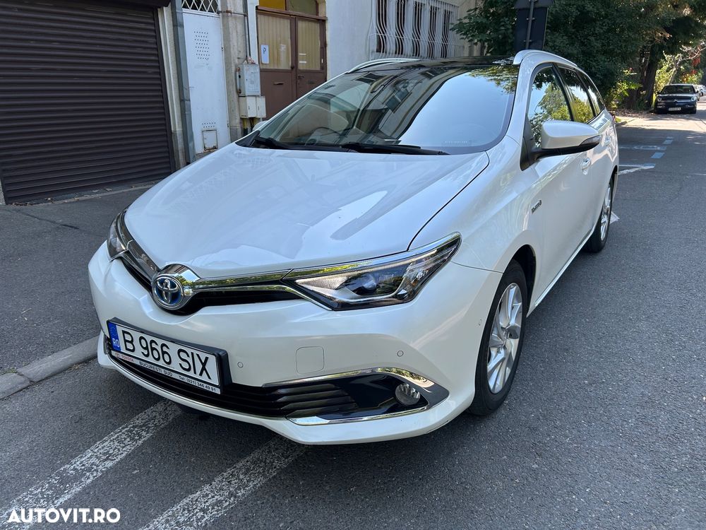 Toyota Auris 1.8 L VVT-i Sol+ - 3