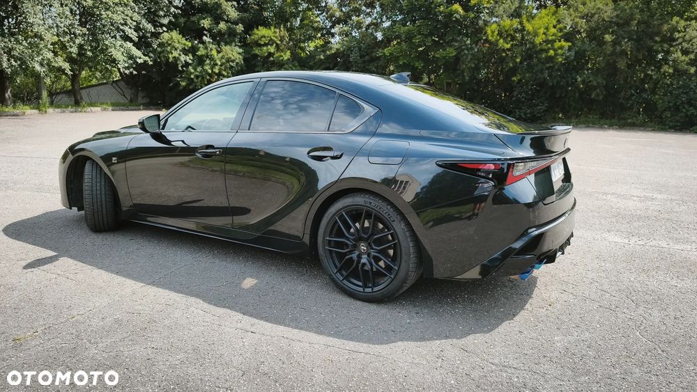Lexus IS - 8