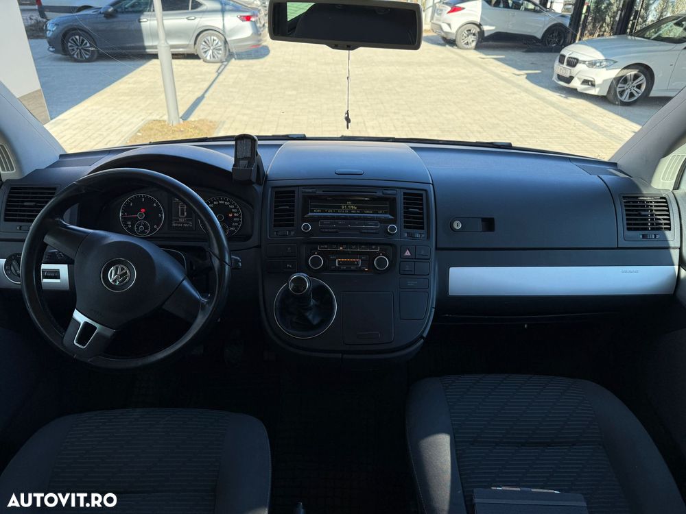 Volkswagen Multivan - 8