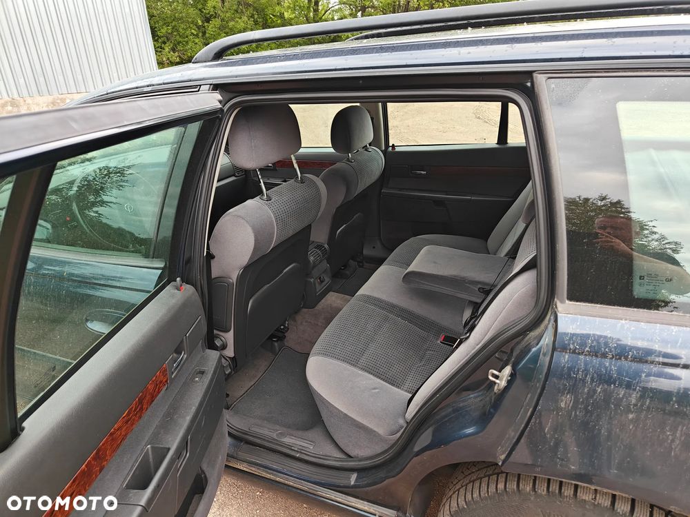 Opel Omega 2.5 Sport - 15