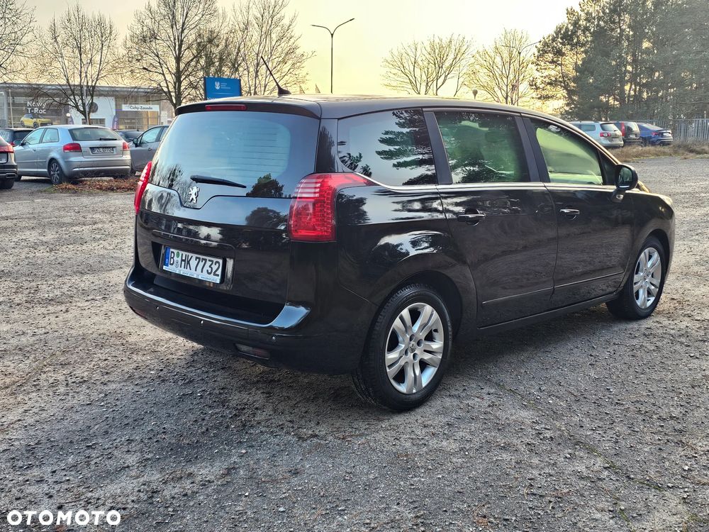 Peugeot 5008 - 7