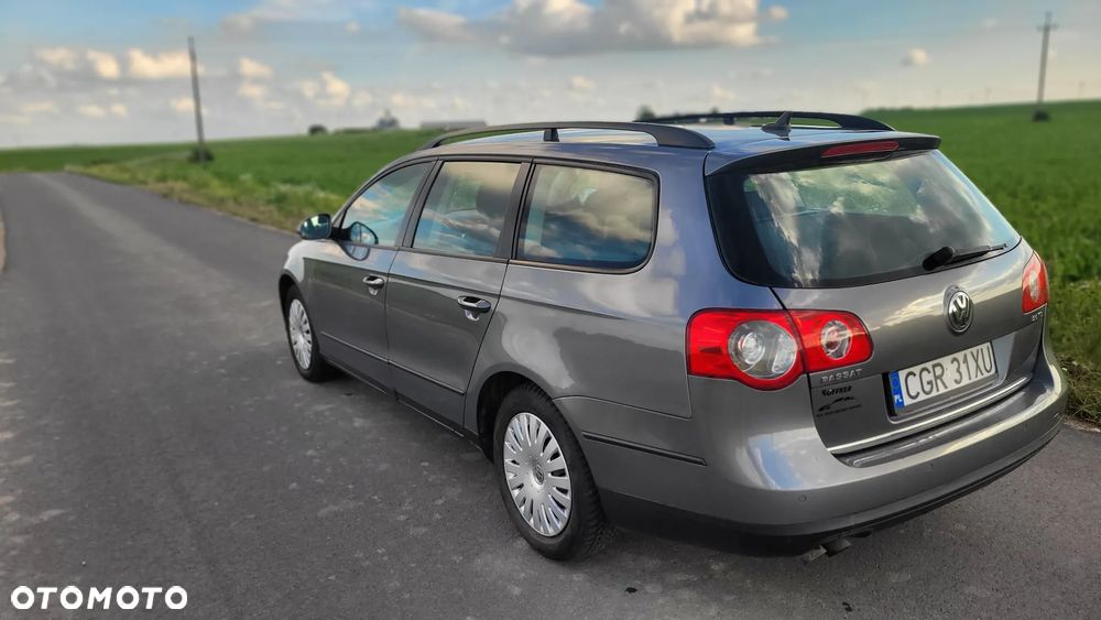 Volkswagen Passat - 3