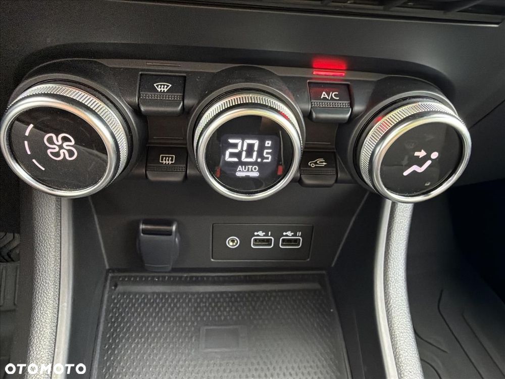Renault Captur - 21