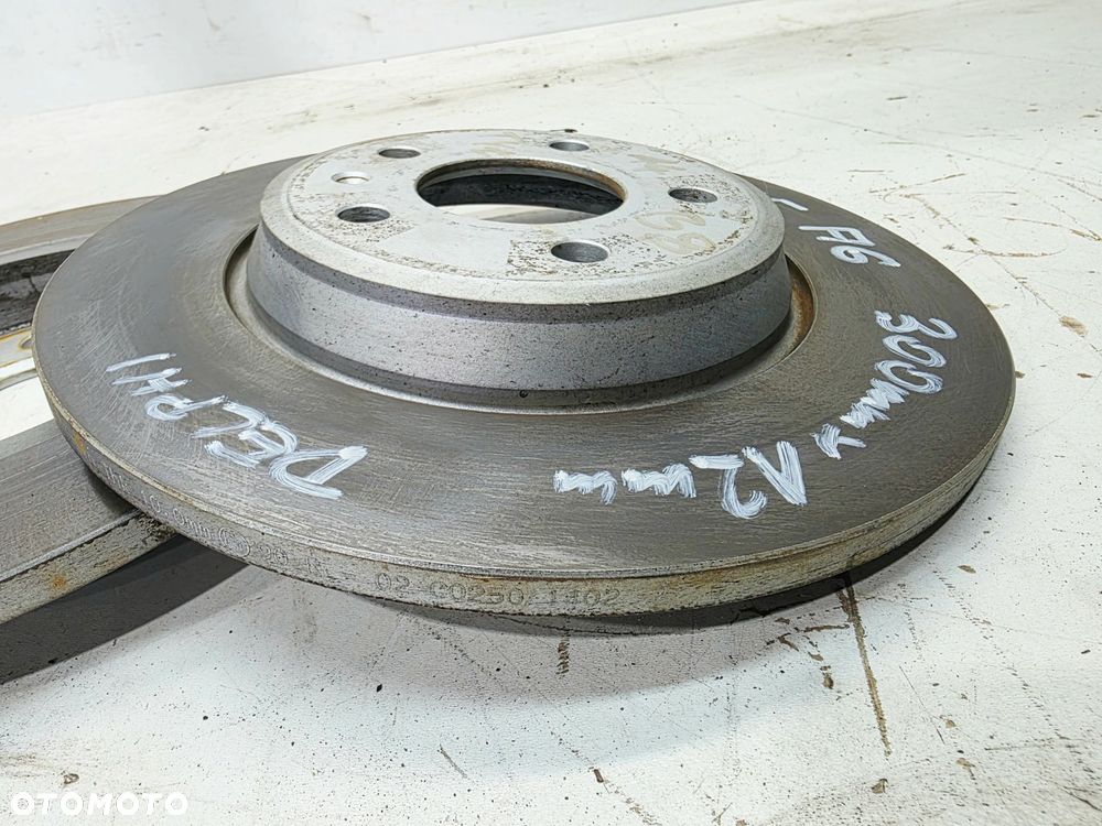 TARCZA TARCZE HAMULCOWE TYŁ AUDI A4 B8 A5 8T A6 C7 300 MM x 12 MM DELPHI - 6
