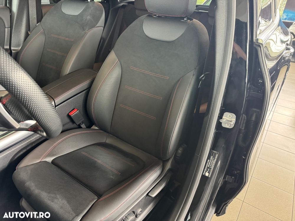 Mercedes-Benz GLA 250 e - 15