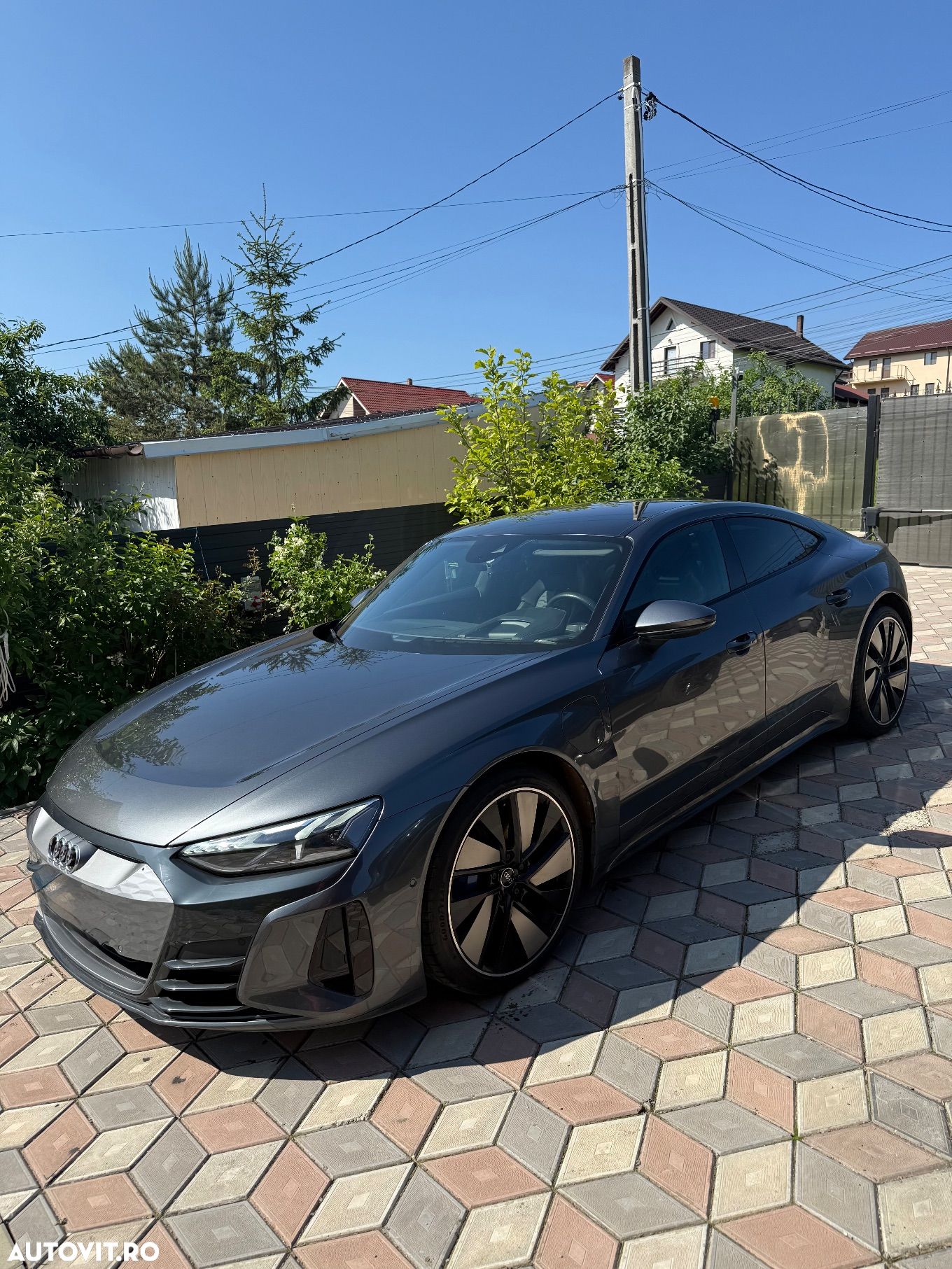 Audi e-tron GT quattro - 1
