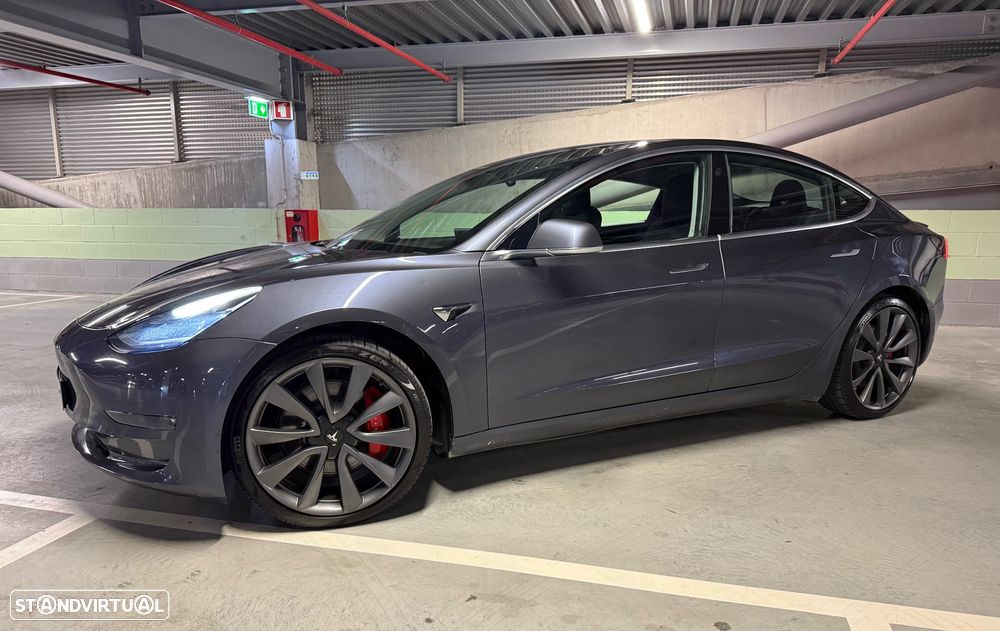Tesla Model 3 Long Range AWD Dual Motor Performance - 2
