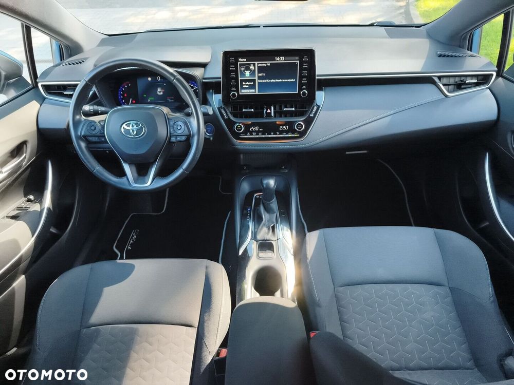 Toyota Corolla - 12