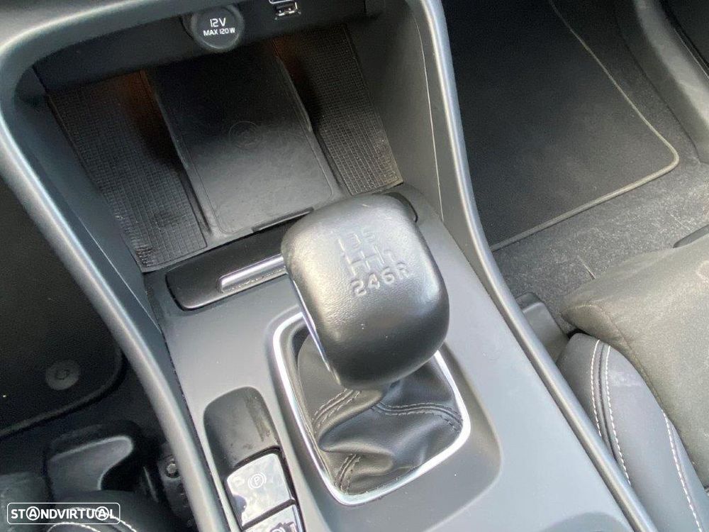 Volvo XC 40 1.5 T2 Core - 16