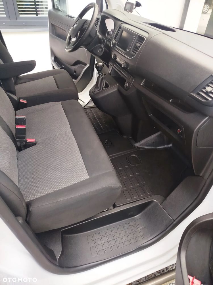 Opel VIVARO - 21
