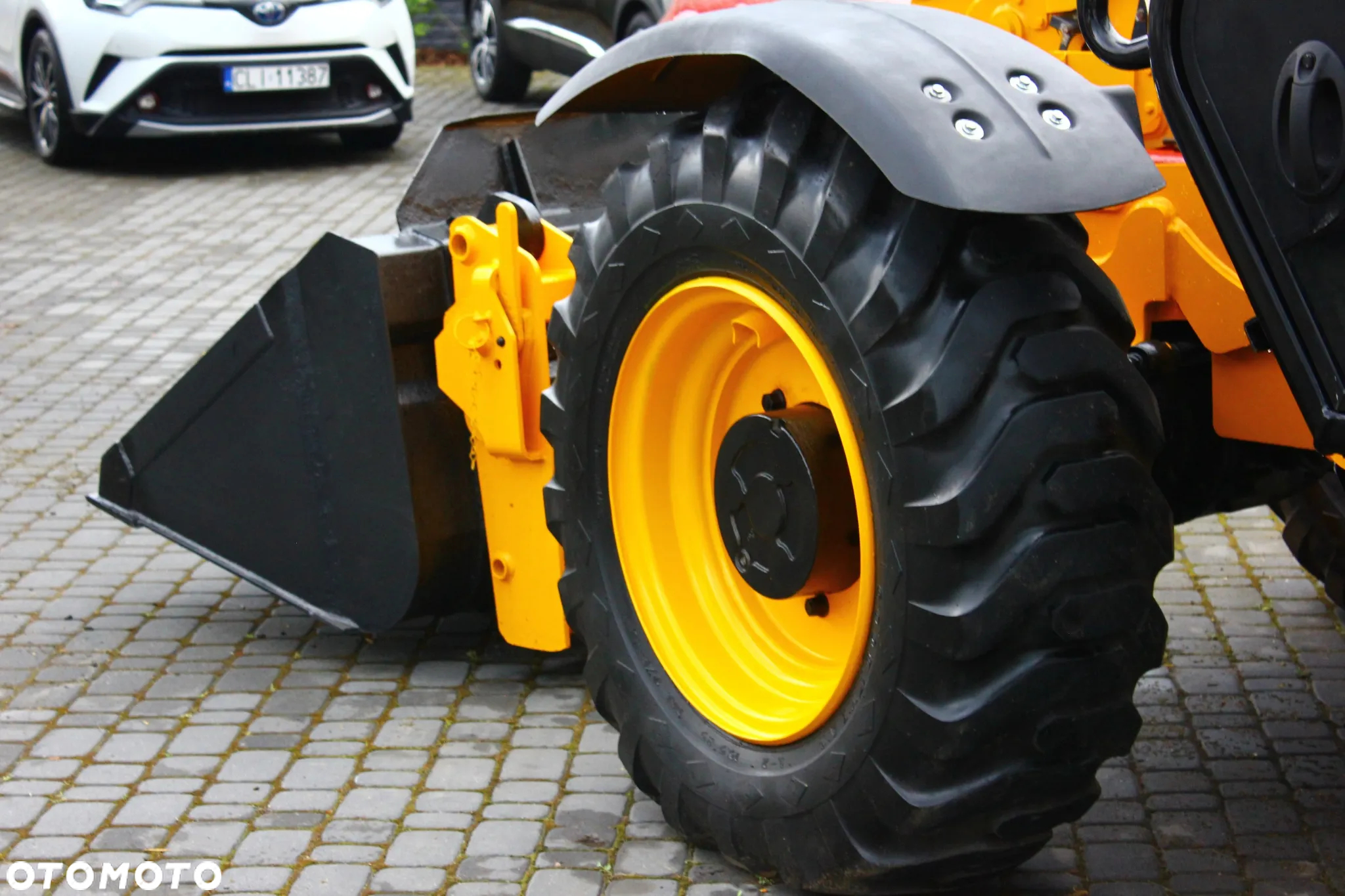JCB ŁADOWARKA TELESKOPOWA JCB 526-56 AGRI  3 TRYBY SKRĘTNE JOYSTICK SILNIK 4.4L 4X4 - 4