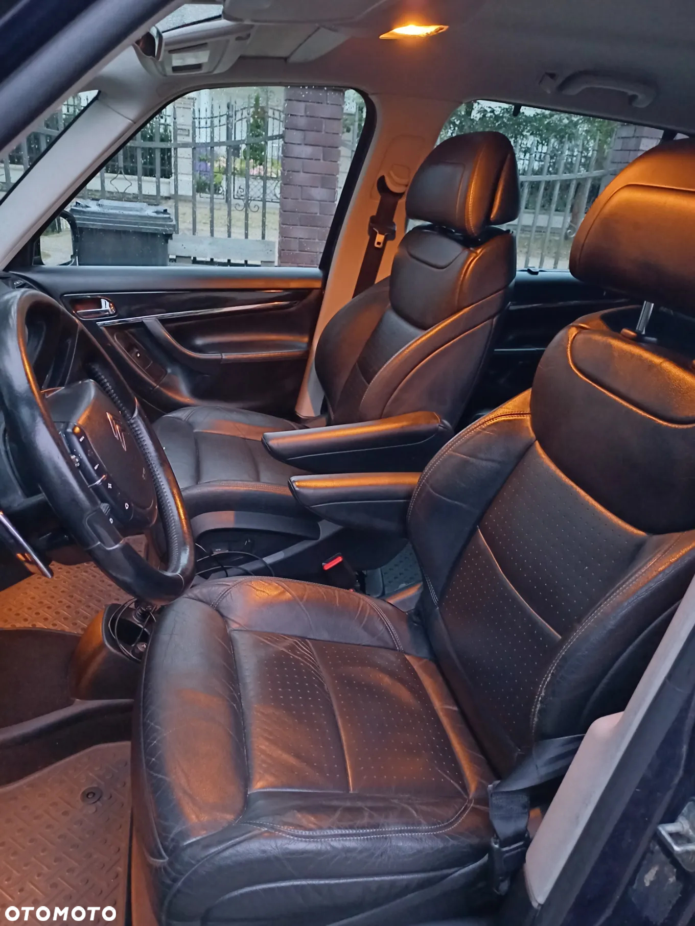 Citroën C4 Grand Picasso 2.0 16V Exclusive - 12