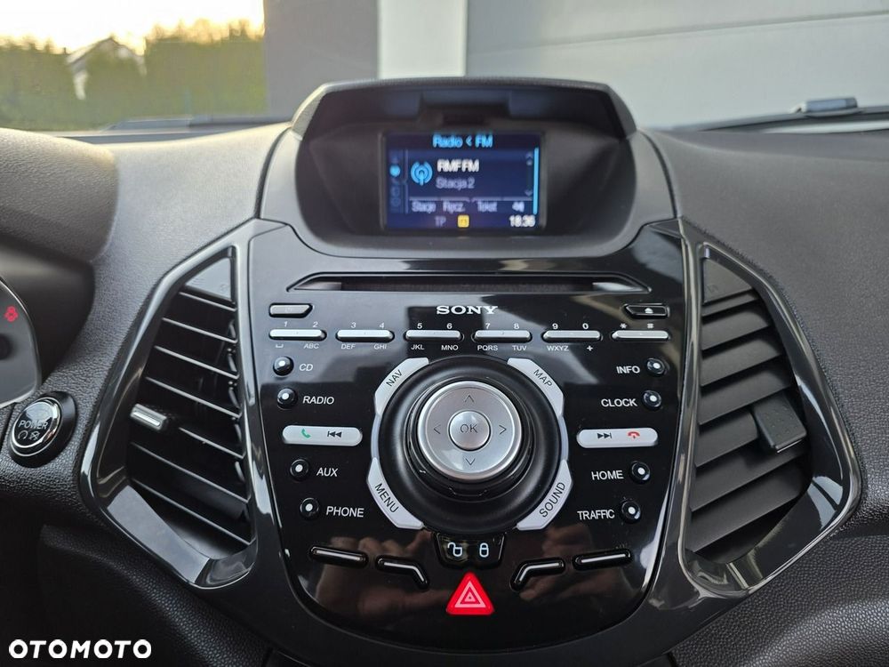 Ford EcoSport 1.0 EcoBoost TITANIUM - 17
