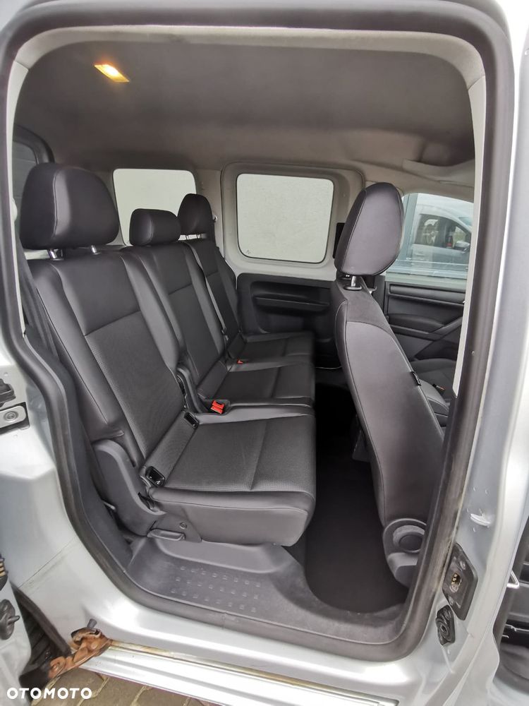 Volkswagen Caddy 2.0 TDI Comfortline DSG - 15