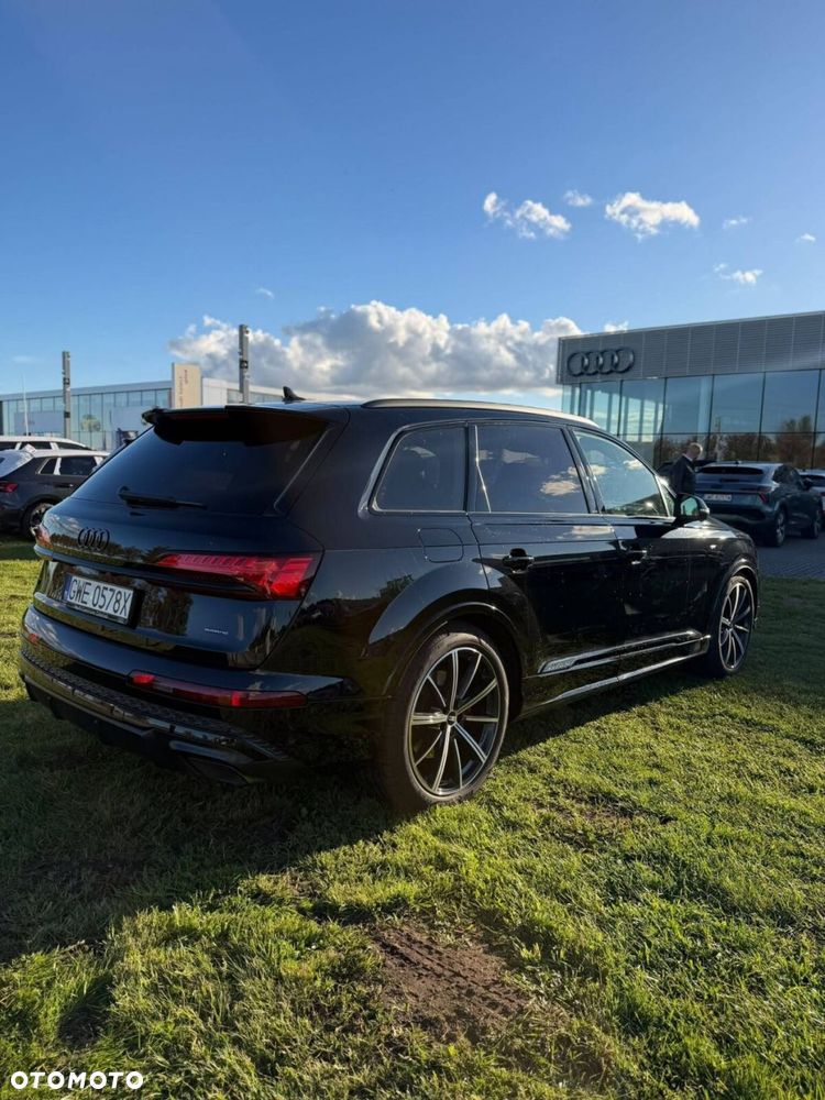 Audi Q7 TFSI e PHEV 360 kW Quattro S Line Tiptr - 8