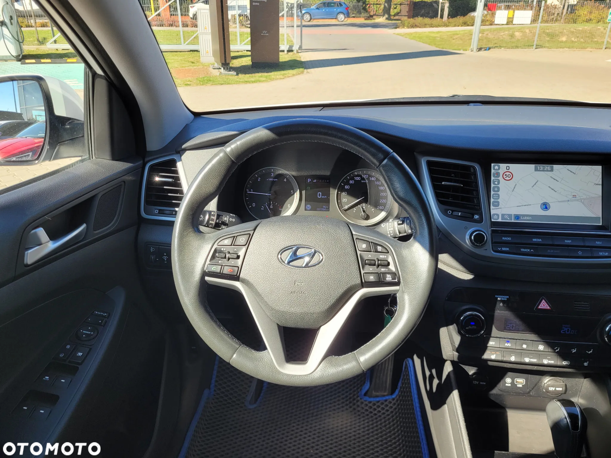 Hyundai Tucson 1.7 CRDI BlueDrive Comfort 2WD DCT - 11