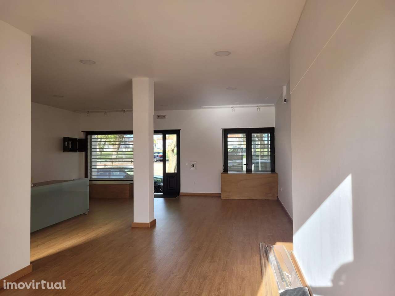 Loja em São João das Lampas, Sintra - Grande imagem: 5/23