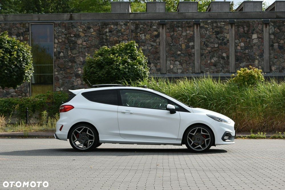 Ford Fiesta 1.5 EcoBoost S&S ST X - 6