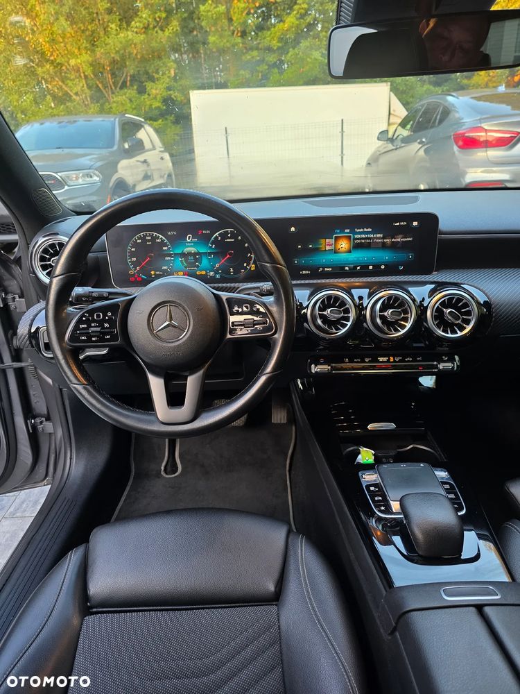 Mercedes-Benz Klasa A 200 Edycja specjalna 7G-DCT - 12