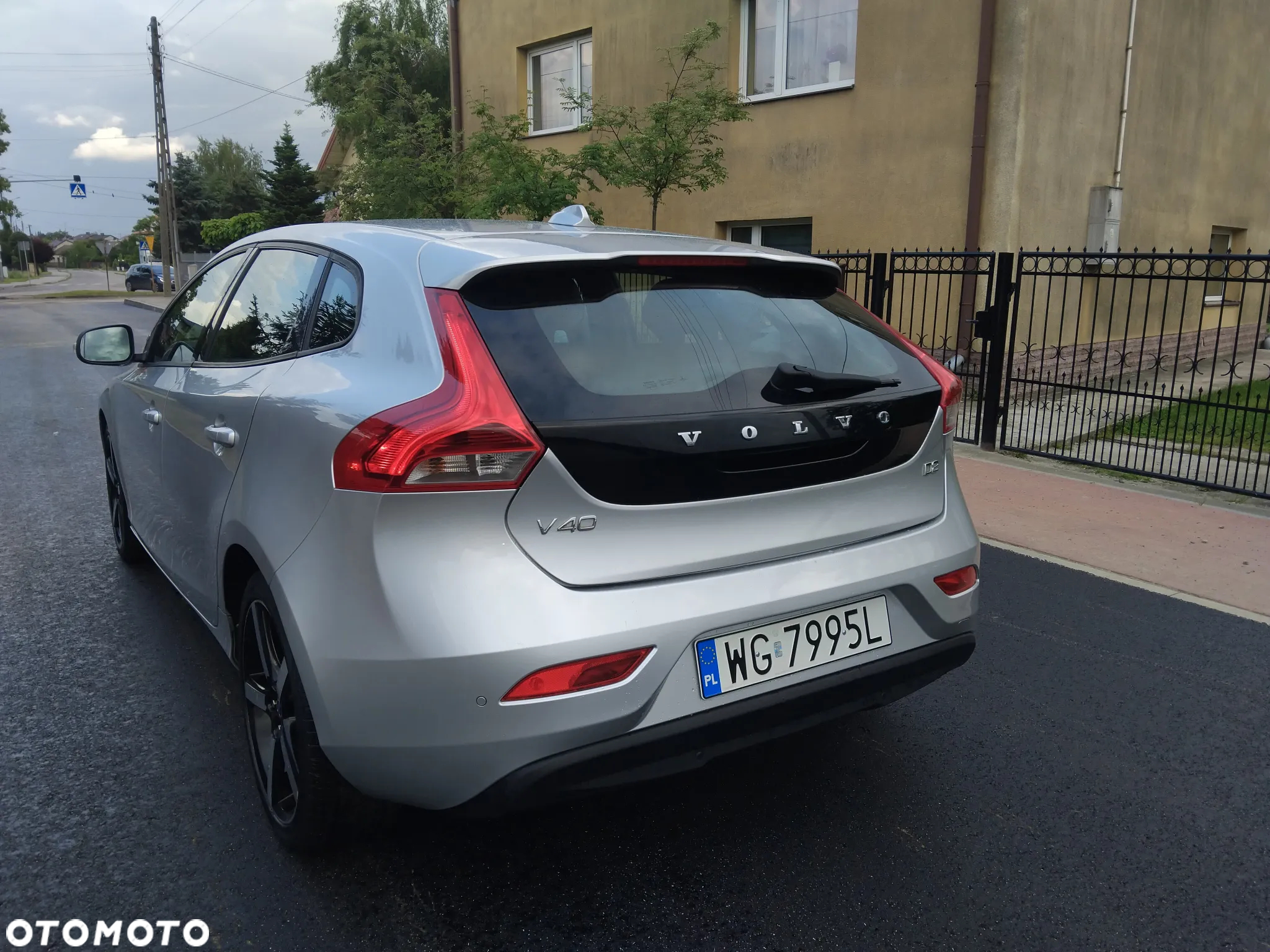 Volvo V40 D2 Momentum - 13