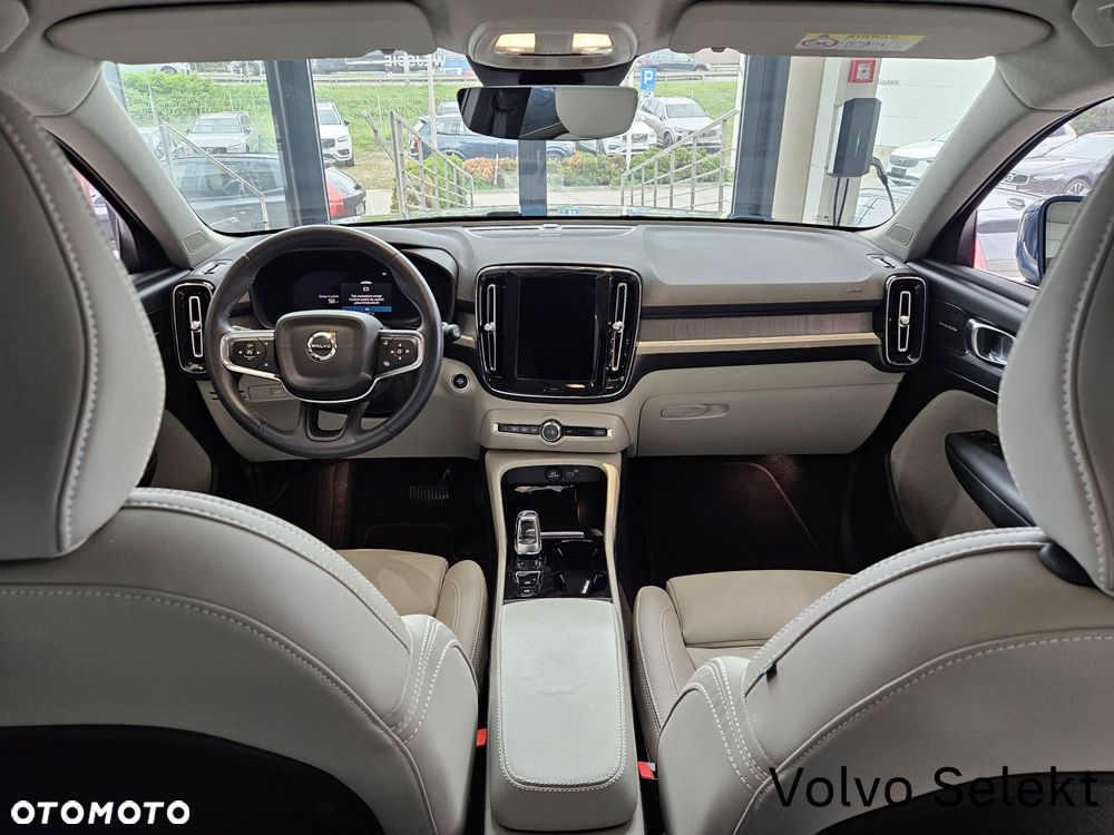 Volvo XC 40 - 18