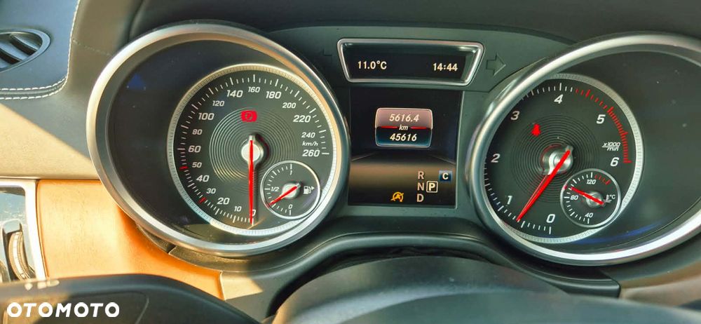 Mercedes-Benz GLE - 16