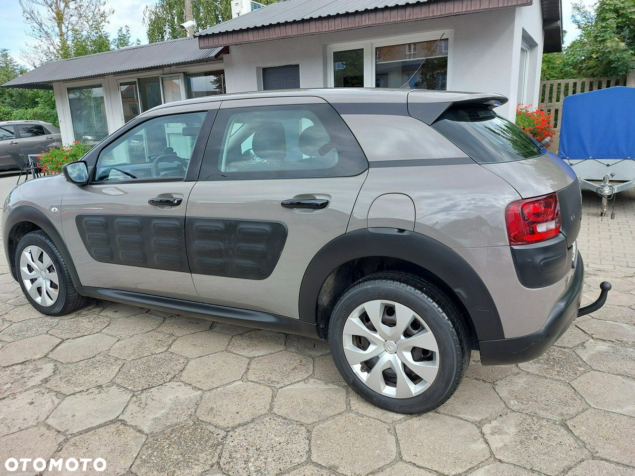 Citroën C4 Cactus - 8