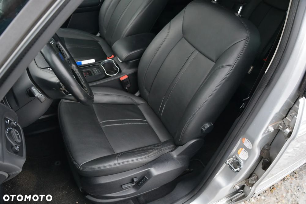 Ford S-Max 2.2 TDCi DPF Durashift-6-tronic Titanium - 28