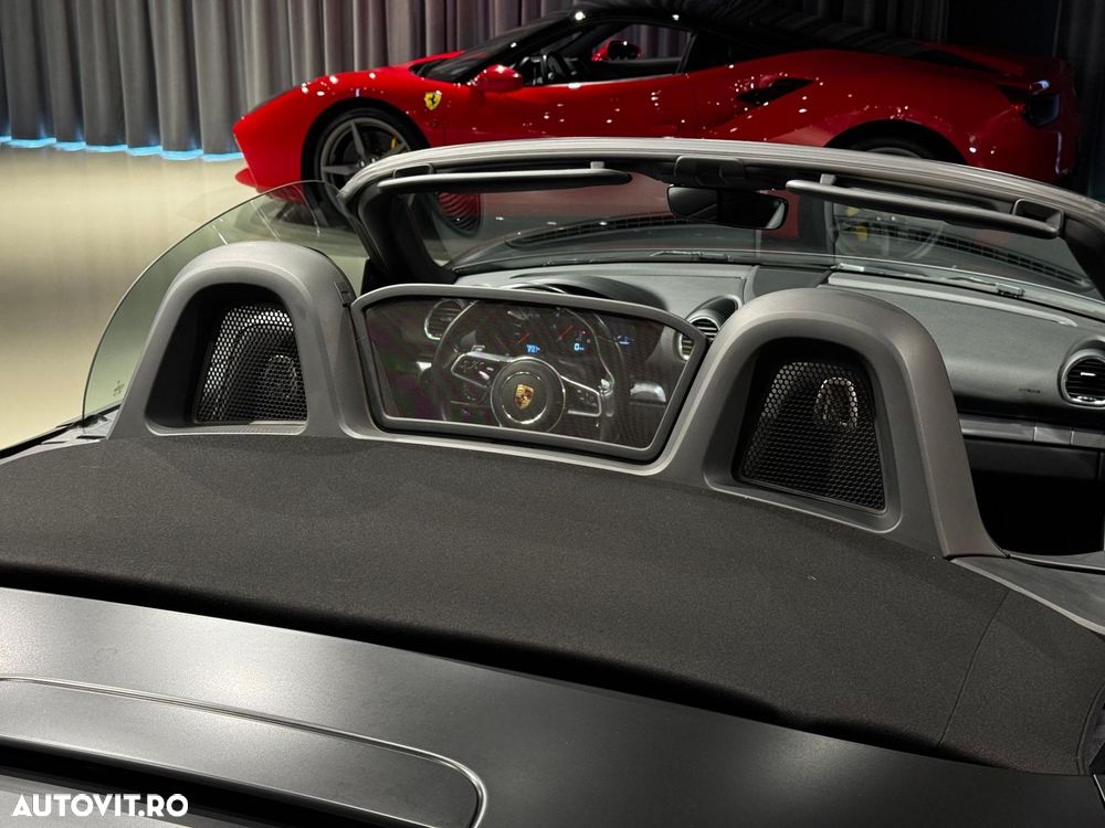 Porsche Boxster 718 PDK - 24