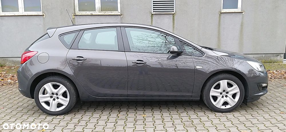 Opel Astra 1.4 Turbo ENERGY - 11