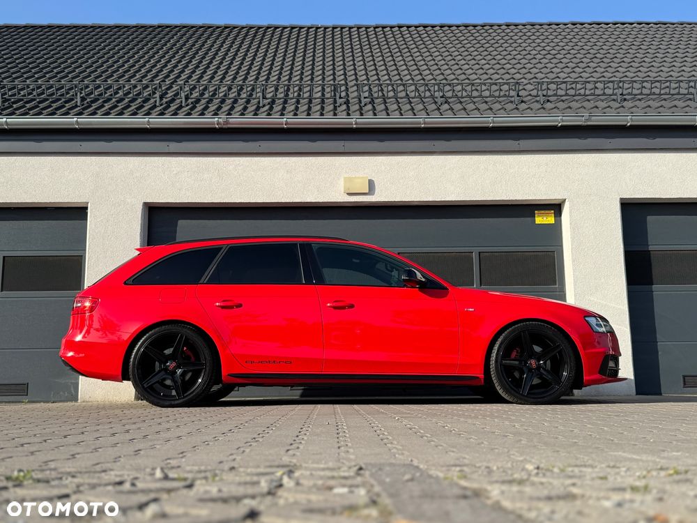 Audi A4 Avant 2.0 TDI DPF clean diesel quattro S tronic S line Sportpaket - 2