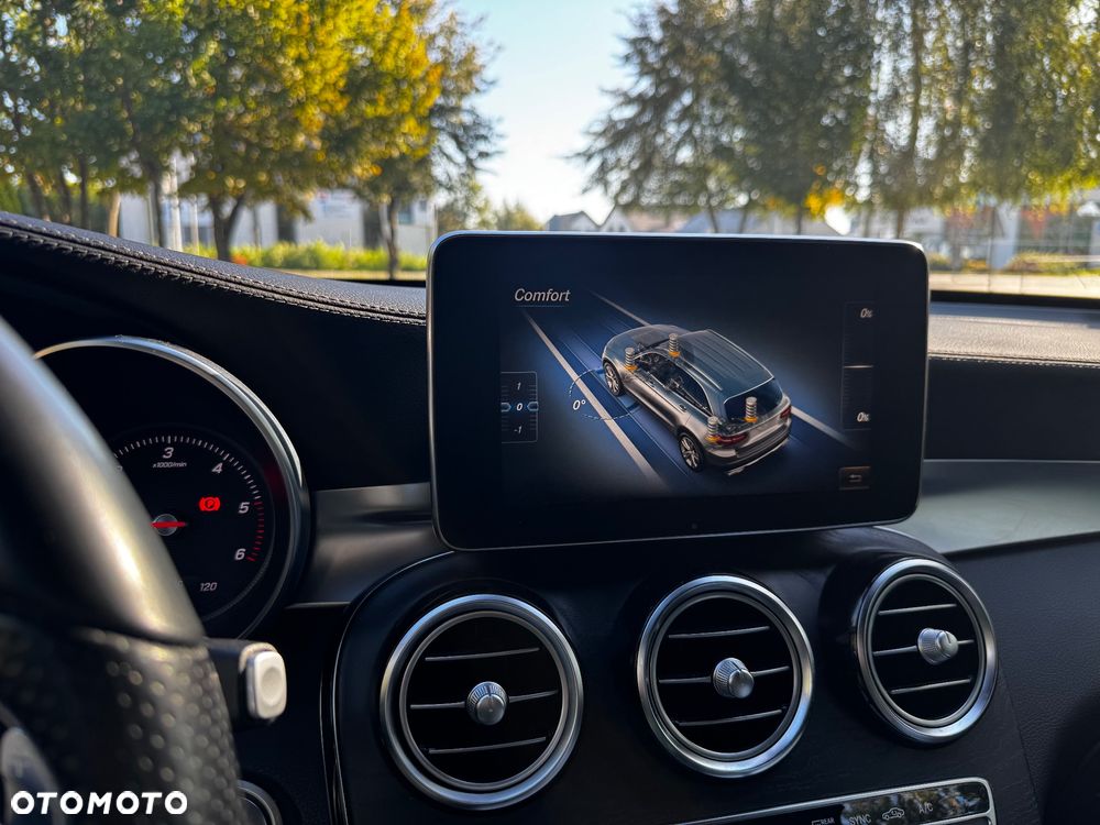 Mercedes-Benz GLC 220 d 4-Matic - 12