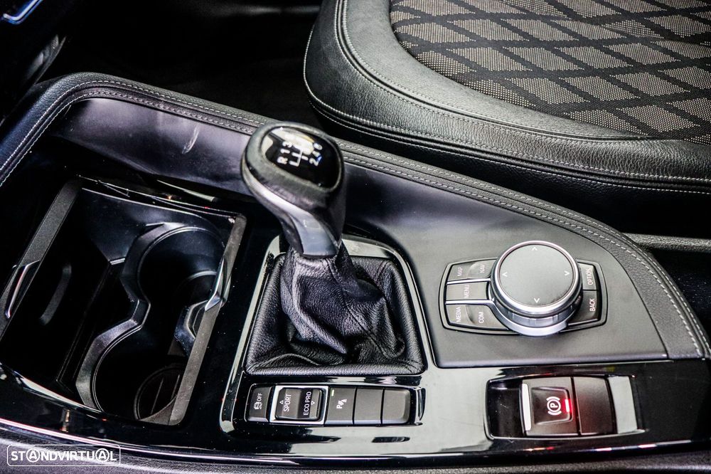 BMW X1 16 d sDrive Line xLine - 24