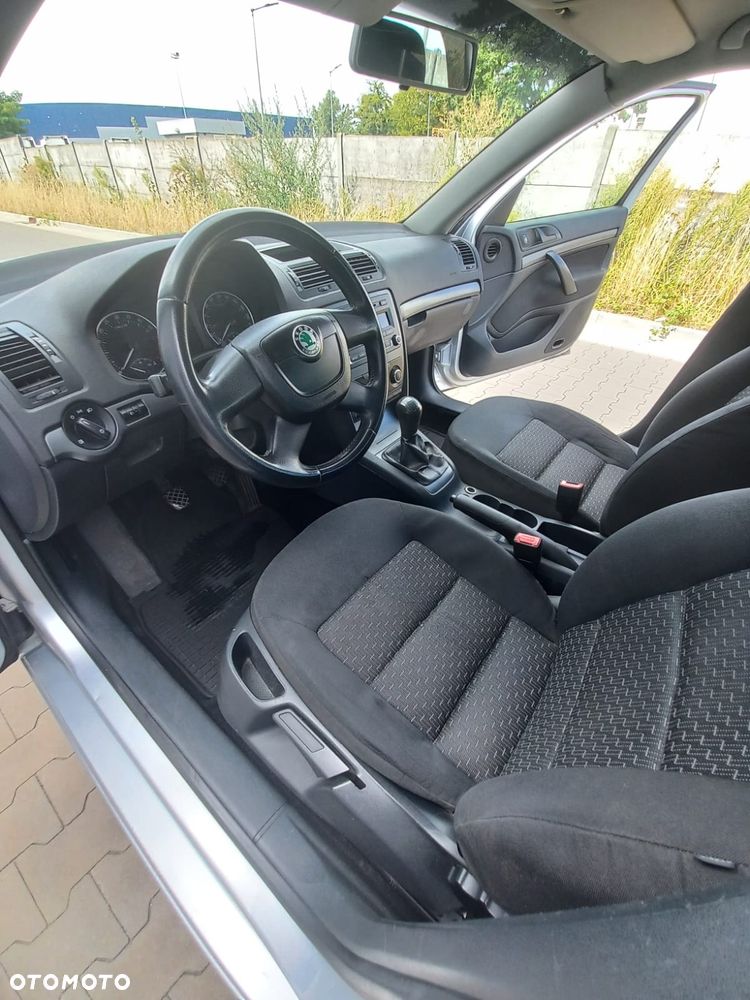 Skoda Octavia - 23