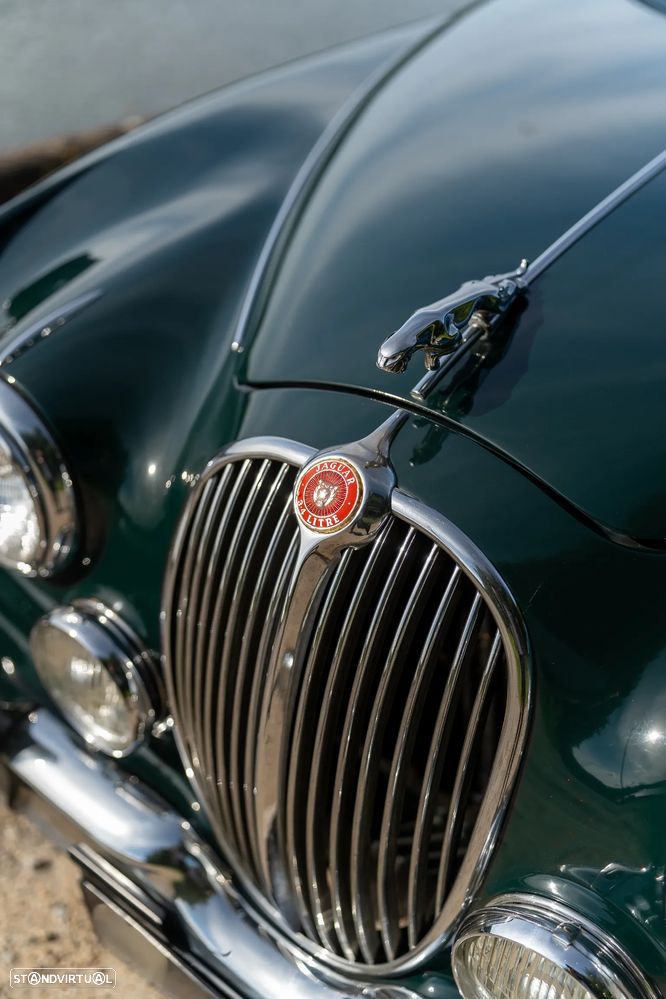 Jaguar MK II - 4