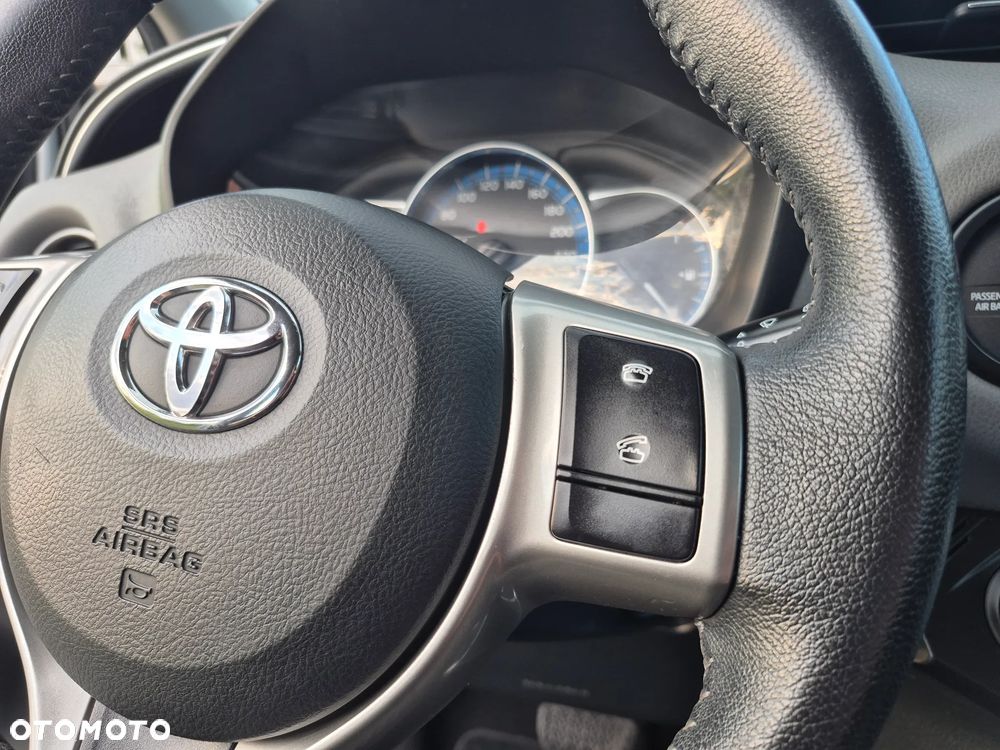 Toyota Yaris 1.5 VVT-i Style - 19