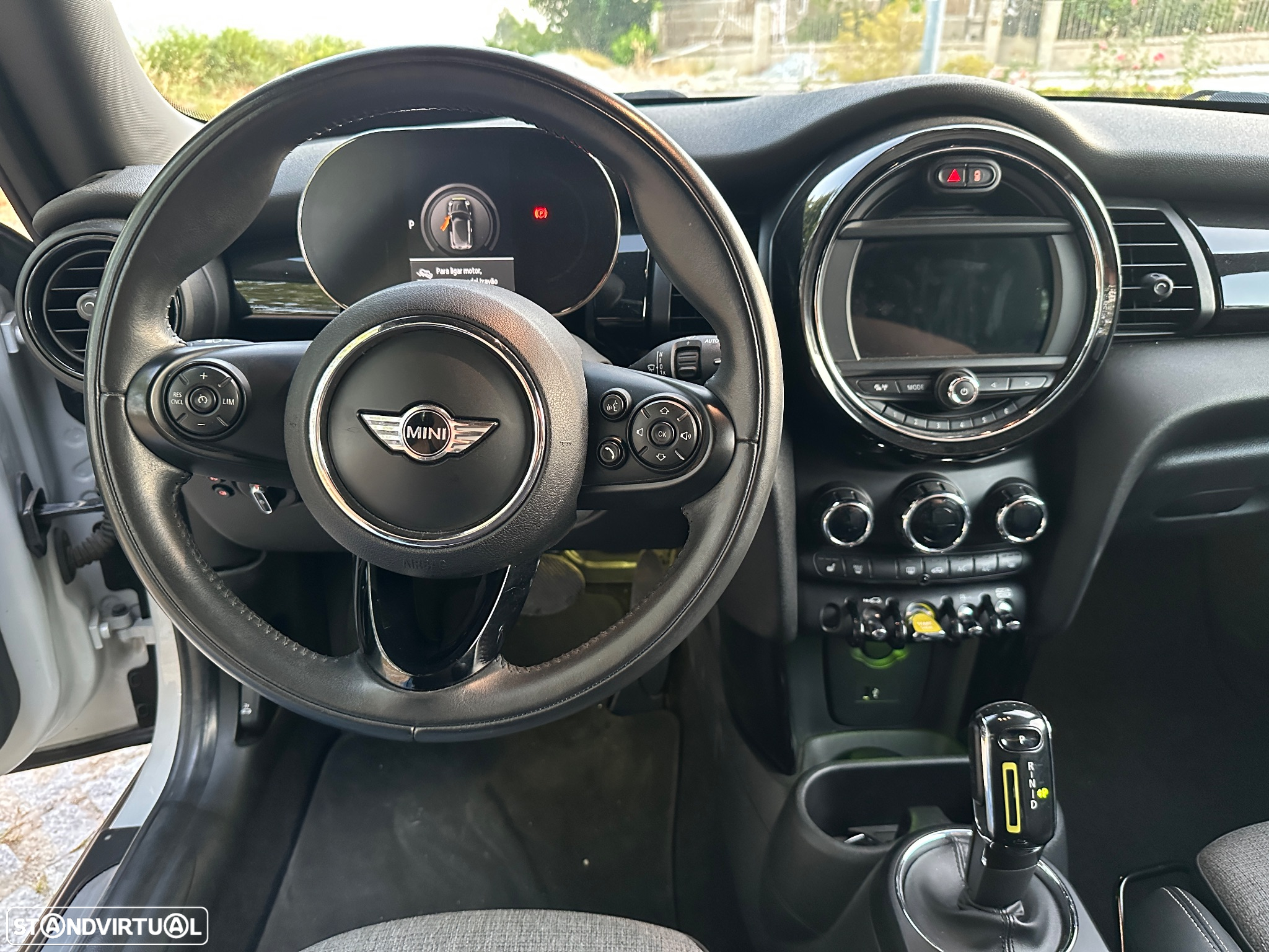 MINI 3 Portas Cooper SE S - 13