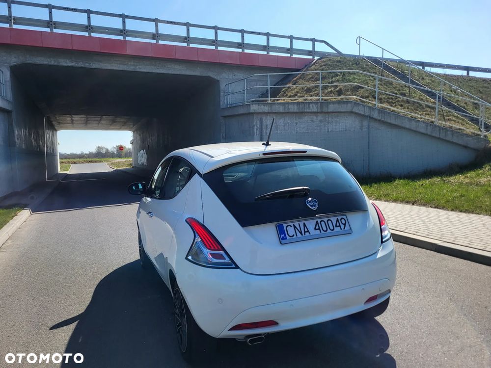 Lancia Ypsilon 1.2 8V Platinum S&S EU6 - 19