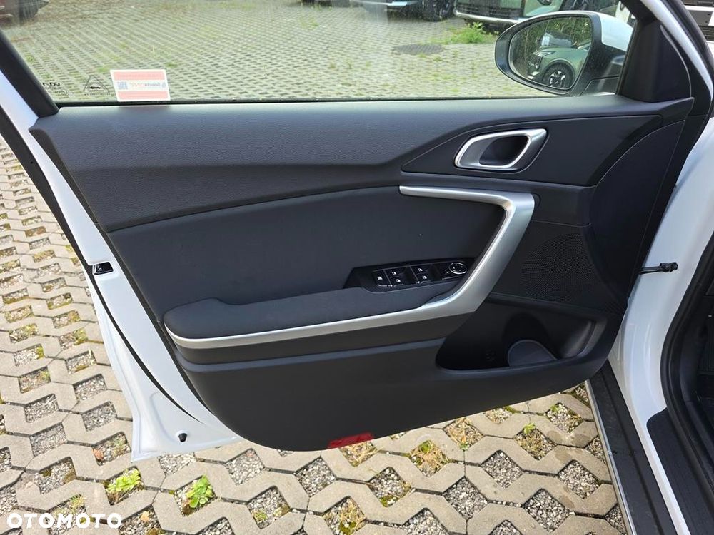 Kia XCeed 1.6 T-GDI M DCT - 9