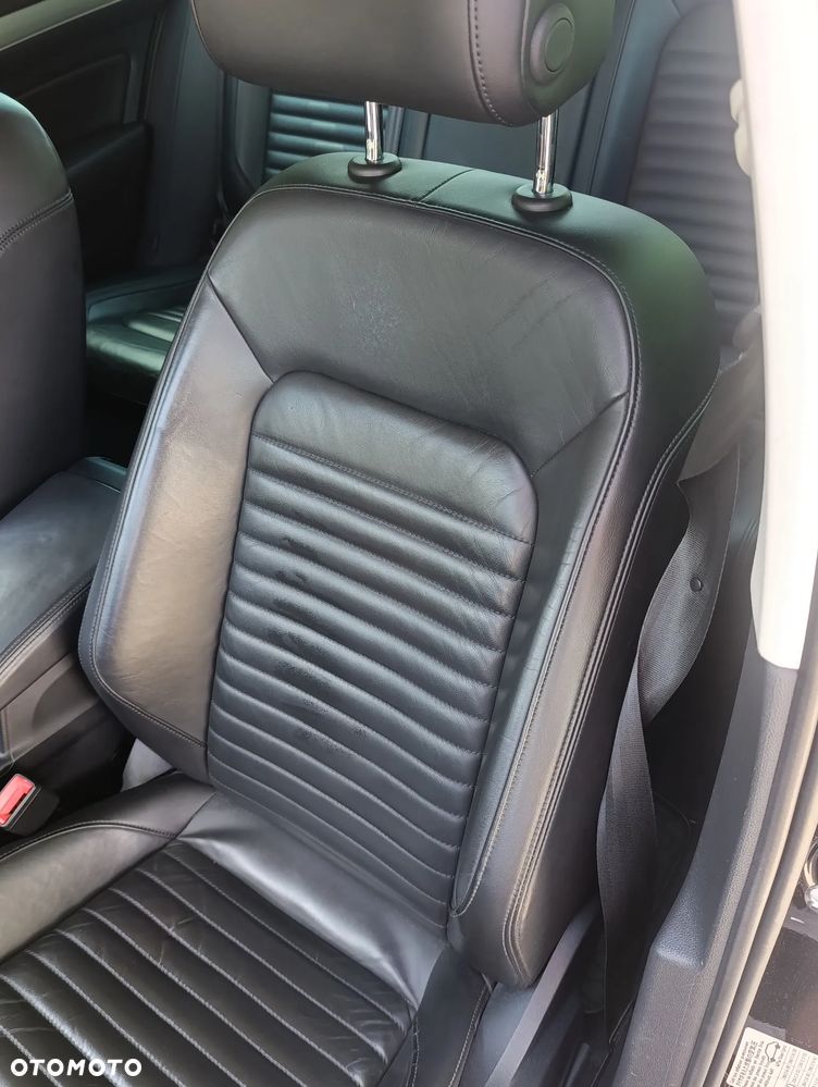 Volkswagen Passat 2.0 TDI (BlueMotion Technology) DSG Highline - 17