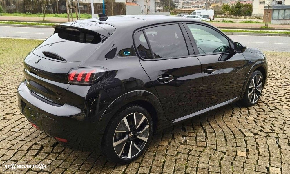 Peugeot e-208 50 kWh GT Pack - 5