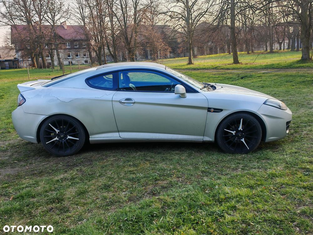 Hyundai Coupe 2.7 V6 Sport - 13
